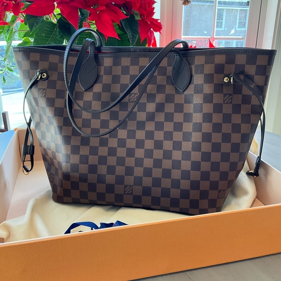 Louis Vuitton Neverfull MM - Picture 12 of 12
